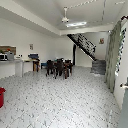 Inderapura Villa Free Parking Шах-Алам Экстерьер фото